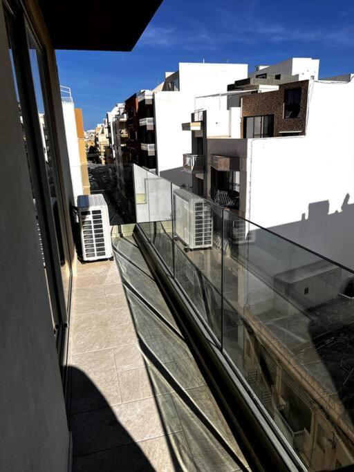 Mediterranea 2 Bedroom Smart Apartment St. Paul's Bay Exterior photo