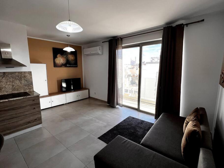 Mediterranea 2 Bedroom Smart Apartment St. Paul's Bay Exterior photo